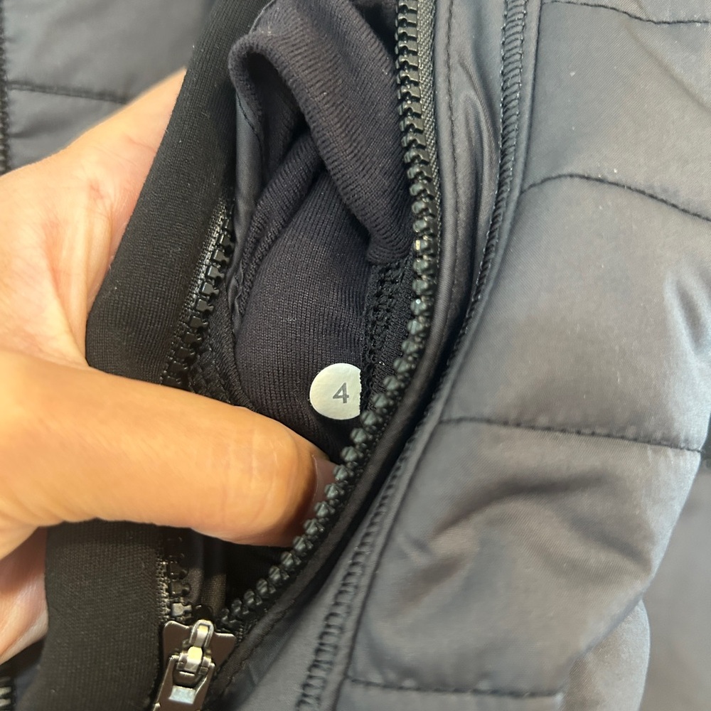 Lululemon First Mile Jacket - Picture 13 of 15